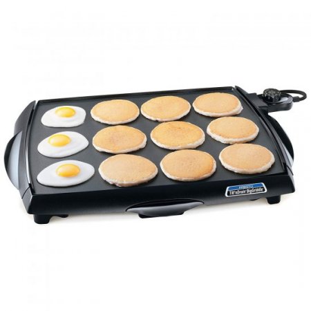 Presto 07046 Tilt 'N' Drain Big Griddle Cool-Touch Griddle